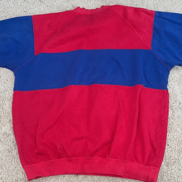 Club room sweater - Picture 3 of 4